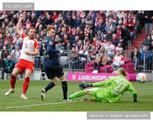 凯恩倒地扫射破门,拜仁火力持续在线