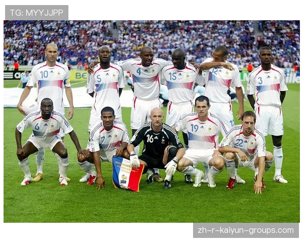 国家队发布替补轮换方案 优化比赛阵容深度,国家队转型升级 国家队发布替补轮换方案 优化比赛阵容深度,国家队转型升级